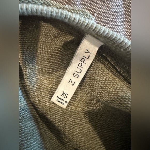 Z Supply Side Slit Cotton Blend Green Camo Weekender Pullover Size XS - Picture 11 of 12